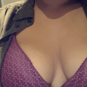Maorie - Sextreffen in Dechow Profil von Maorie, 24 Jahre, Sextreffen in Dechow (Mecklenburg-Vorpommern)